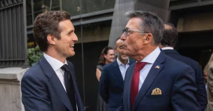 Pablo Casado reaparece como gurú de la inversión en defensa: «Se vive mucho mejor» fuera de la política