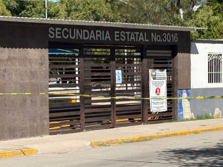 Esta es la razón por la que desalojaron la Secundaria Estatal 3016