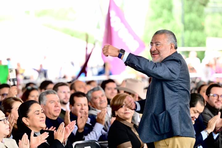 DUARTE LLAMA A FORTALECER LA UNIDAD EN TORNO A DELFINA GÓMEZ