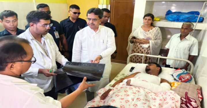 CM visits GBP hospital to see the condition of persons injured by ‘Tipra Motha’ miscreants yesterday