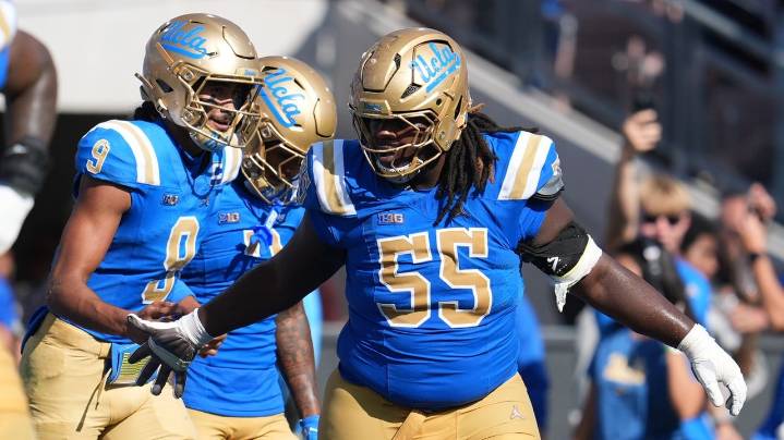 UCLA faces lawsuit from Pasadena, Rose Bowl official over potentially moving games to SoFi Stadium