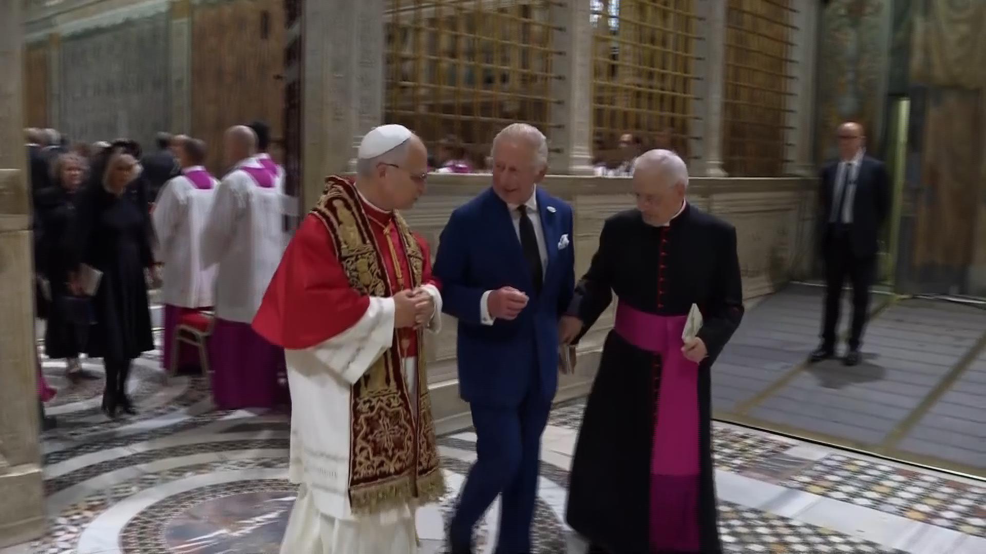 King Charles and Queen Camilla pray with Pope Leo XIV in historic step for churches