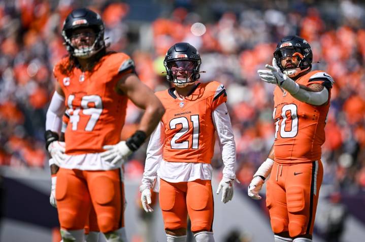 Justin Strnad: Broncos' coverage issues miscommunication, not ability