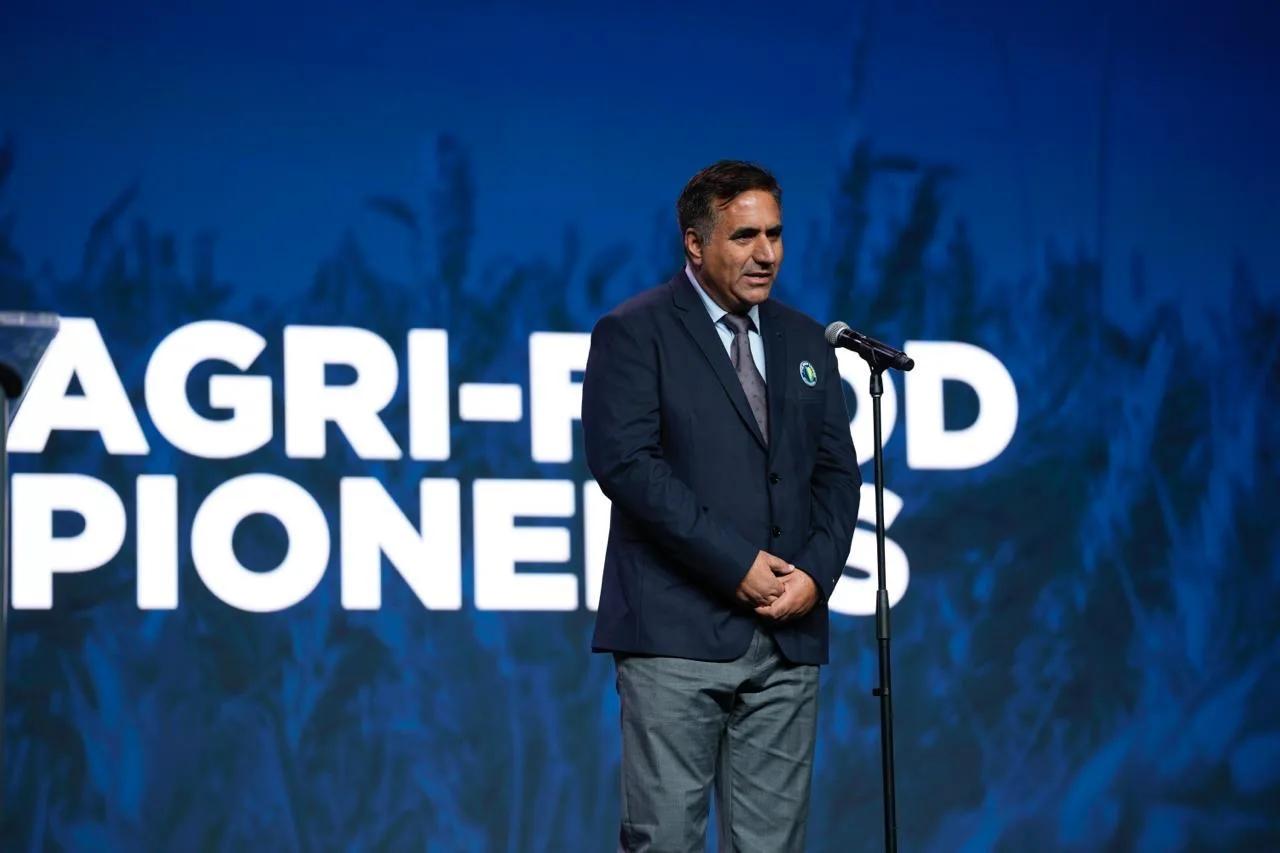 Kashmiri scientist Dr. Manzoor H. Dar receives 2025 Top Agri
