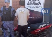 Lo detuvieron para identificarlo y comprobaron que tenía un pedido de captura por robo