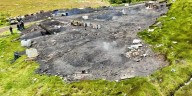 Escándalo ambiental en Bogotá: descubren quema ilegal de madera y residuos tóxicos en área protegida de Ciudad Bolívar