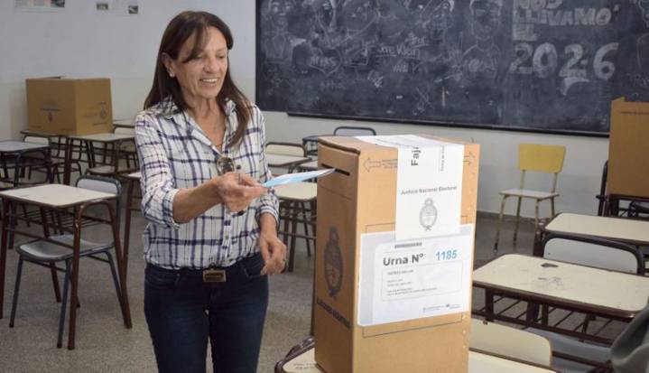 Gloria Petrino: “Es una de las elecciones intermedias más trascendentes que nos tocó vivir”