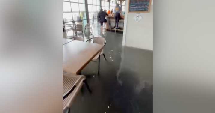 Tidal flooding makes its way into Virginia Beach business