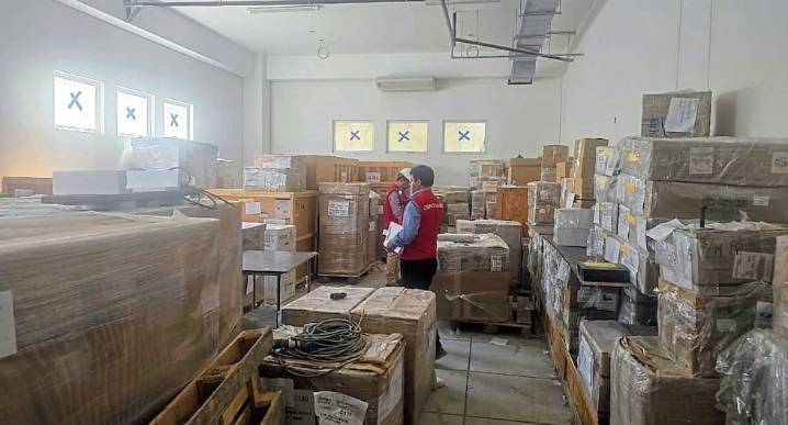 Obra paralizada en Arequipa: Fijan plazo para retirar equipos de hospital Maritza Campos