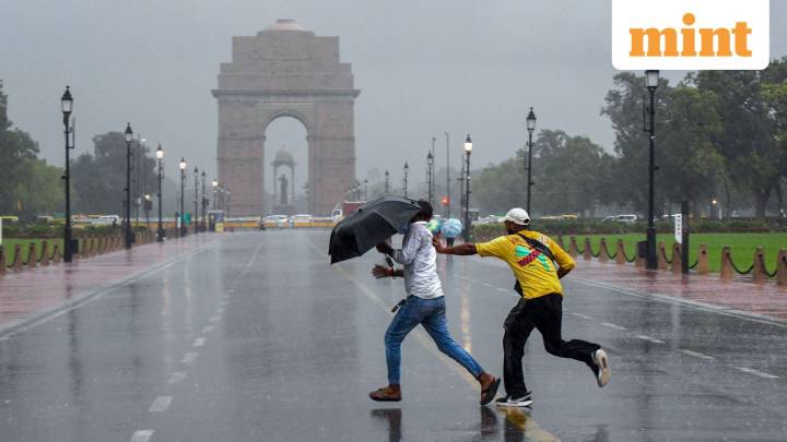 Delhi rains LIVE Updates: Traffic congestion reported, IMD issues yellow alert