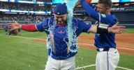 ALDS: Kirk hits two homers to power Blue Jays to 10