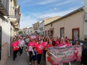 Villanueva de la Reina se tiñe de rosa en apoyo a la lucha contra el cáncer de mama