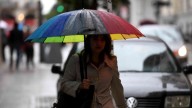 Rige un alerta meteorológico en el AMBA por el avance de un frente frío y tormentas