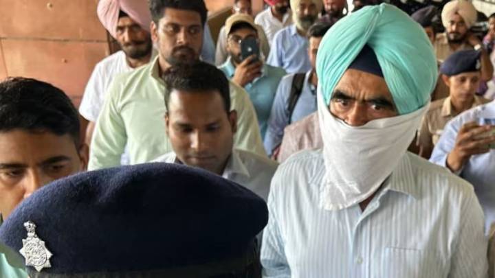 Punjab govt suspends DIG Harcharan Singh Bhullar, cites AIS rules
