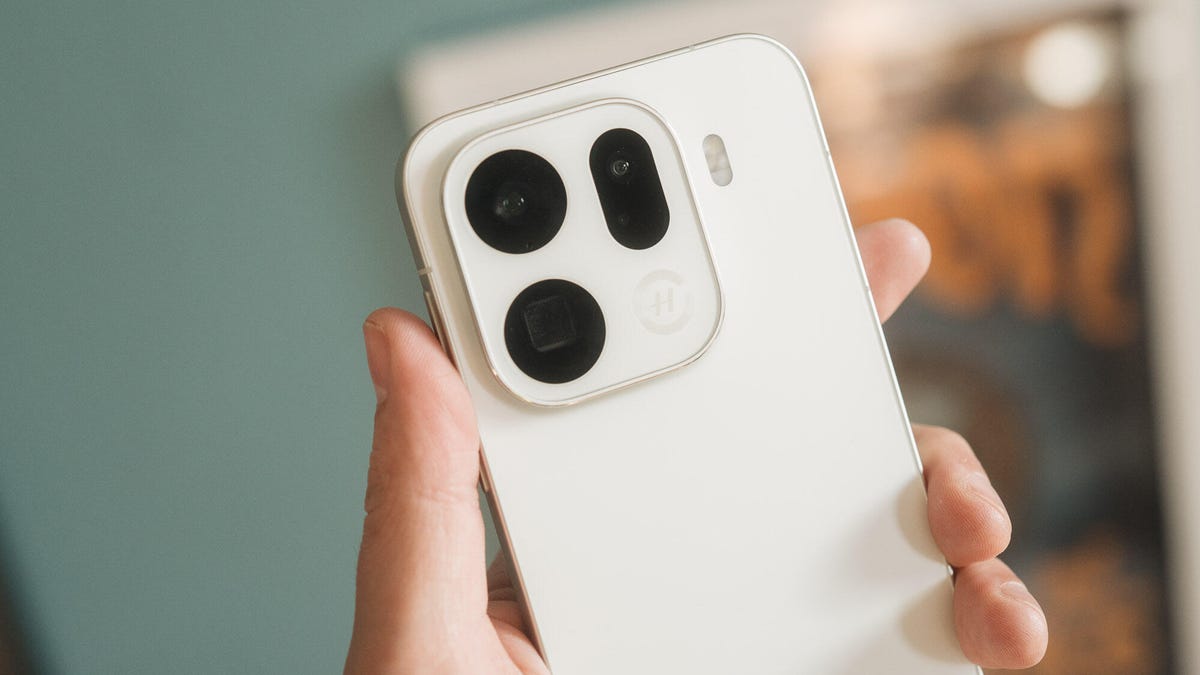 Oppo Find X9 Pro: One of the Best Android Phones I've Tested All Year