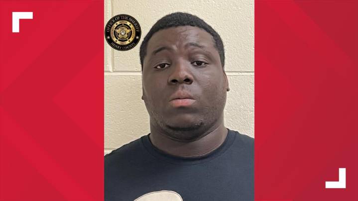 Henry County jail officer arrested after contraband investigation