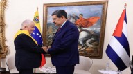 Pdte. Maduro condecora a embajador de Cuba, Dagoberto Rodríguez