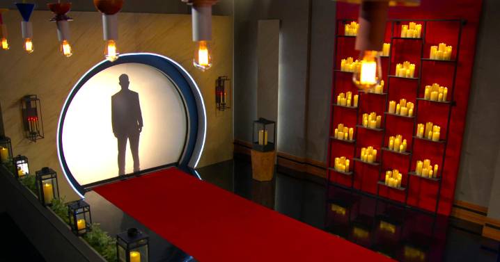 All the Couples Who Get Engaged on 'Love Is Blind' Season 9