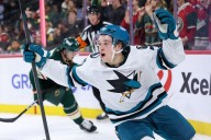 NHL roundup: Devils edge Avalanche in OT for 8th straight win