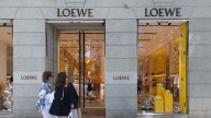 Bruselas sanciona al lujo por obligar a los vendedores a fijar sus precios