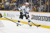Deadspin | Another close game could be on deck for Blackhawks, Mammoth