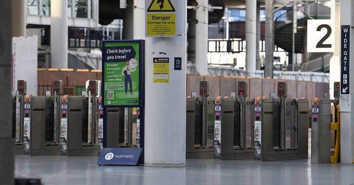 Manchester trains LIVE: Several major UK railway lines shut sparking huge travel chaos