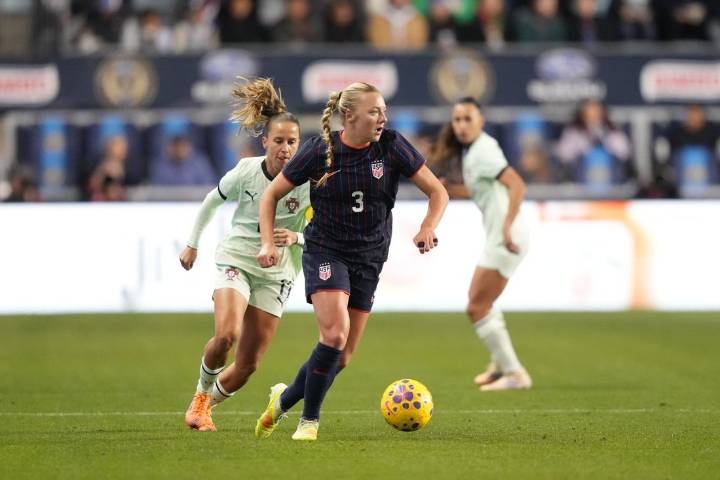 Deadspin | Portugal rallies for first-ever win over USWNT