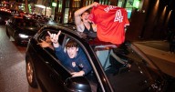 Fans rejoice as Toronto Blue Jays head to World Series
