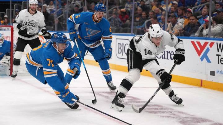 Kempe scores in OT to end Kings' losing streak