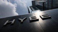 HYBE, JYP Entertainment Shares Eke Out Small Gains as Most Music Stocks Get Pummeled