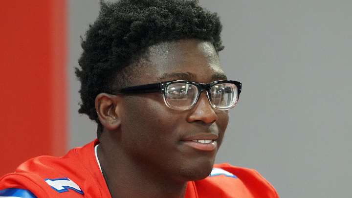 Oregon 5-star commit Tank Jones scores late TD, St. Paul’s nips Gulf Shores