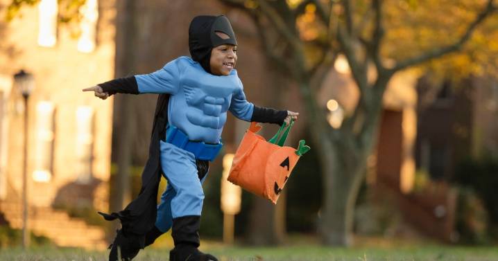 ER Pediatricians Share Top Reasons Kids Get Injured on Halloween