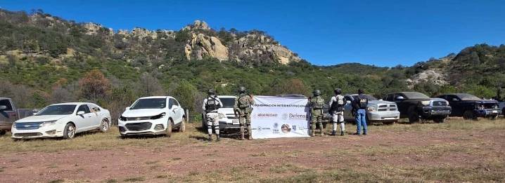 Asegura célula BOII en Moris 9 vehículos, 8 con reporte de robo