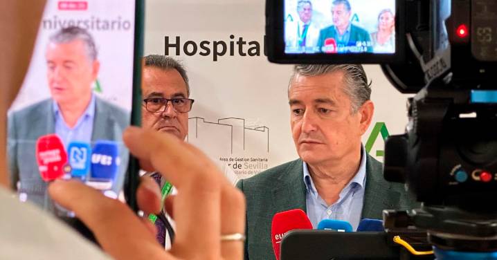 Sanz acometerá una reorganización completa de la unidad de mama del Virgen del Rocío