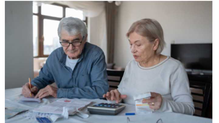 Prepensionada de 59 años a la que no le renovaron el contrato ganó importante batalla legal: igual para todos