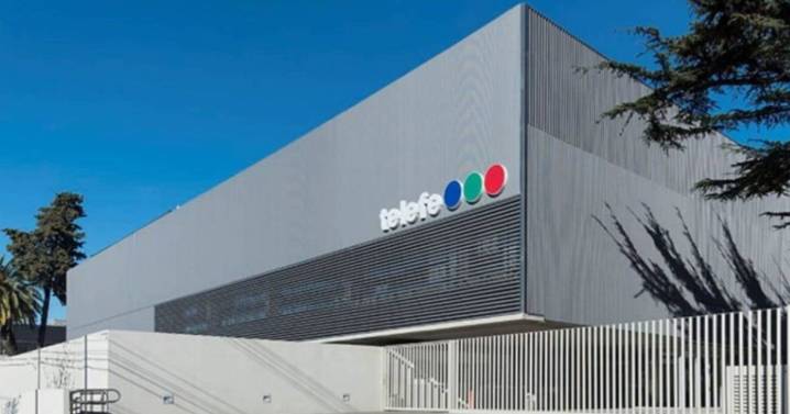 Gustavo Scaglione y José Luis Manzano concretaron la compra de Telefe y devuelven el canal a manos argentinas
