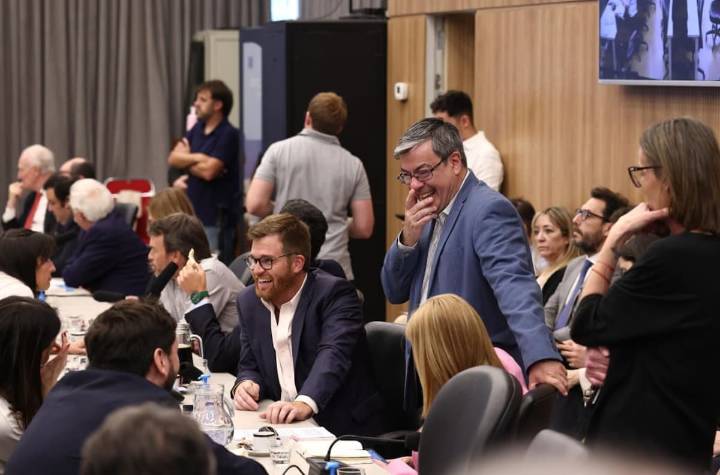Tensión con el Presupuesto. La oposición condiciona el debate a que Milei destine los fondos para las leyes aprobadas