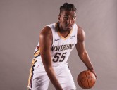 Pelicans’ Kevon Looney expected to be sidelined 2-3 weeks with a left knee injury – Winnipeg Free Press