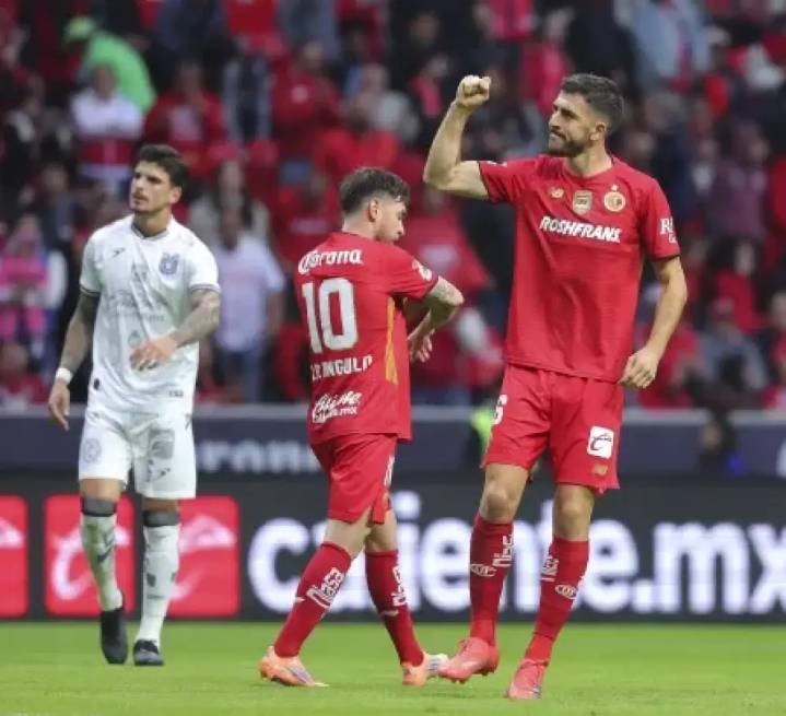 Toluca se confirma líder y Cruz Azul rebasó al América