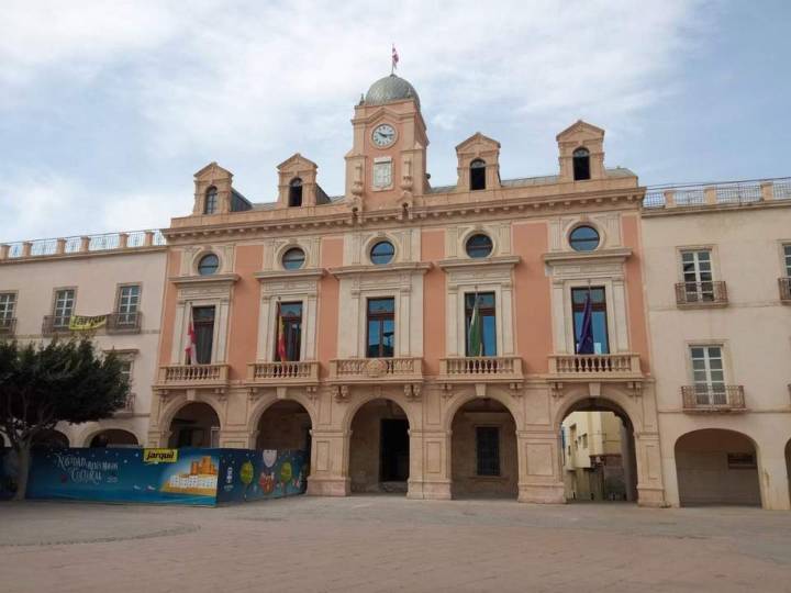 ¿Por qué Almería devuelve el dinero a Europa? Las claves de una gestión que acumula proyectos fallidos y retrasos