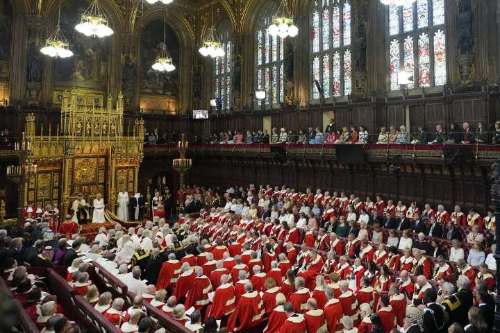 Labour faces setback as Lords boots back workers’ rights Bill