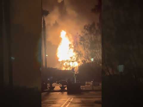 ‘Thought we got Nuked’: Aerial View of LA Refinery Inferno #shorts