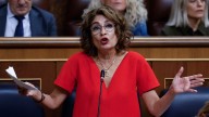 El PP intenta culpar de los protocolos de cribado de cáncer de mama a Montero: "Hace 13 años que no soy consejera"