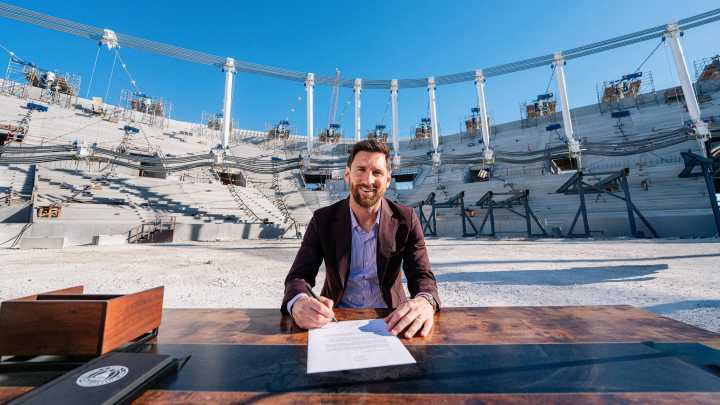 Messi signs new Inter Miami contract through 2028