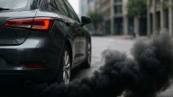 Cómo darte cuenta de que tu motor tiene problemas según el color del humo del escape