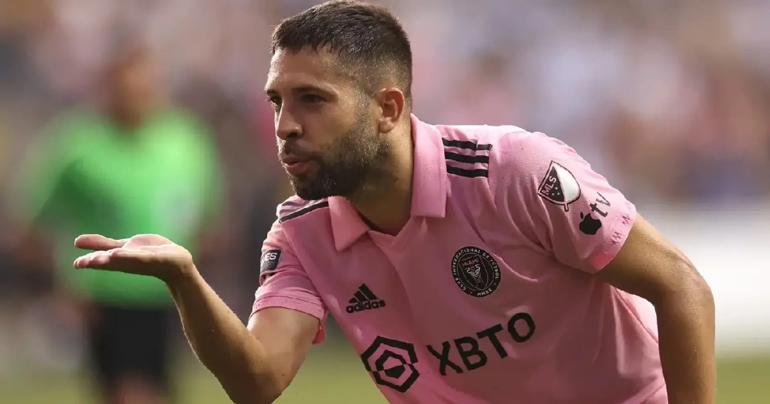 Anuncia Jordi Alba su retiro a final de temporada