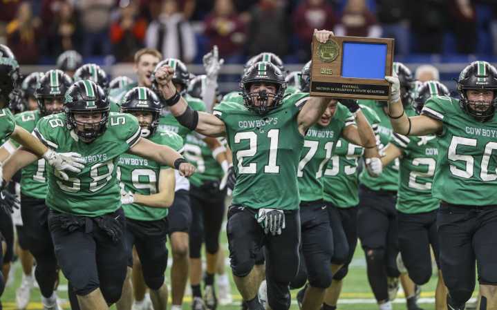 Cooper Roberts' big play flips field for Breckenridge en route to Section 6A football championship