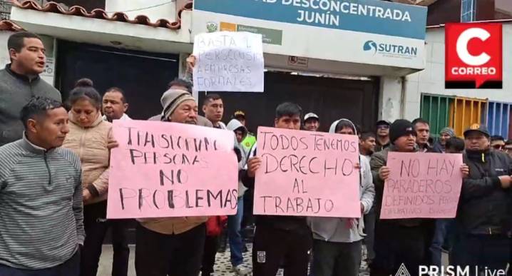 Huancayo: Transportistas protestan en Sutran contra fiscalizaciones que consideran direccionadas (VIDEO)