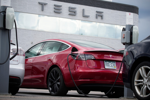 EEUU investiga a Tesla tras más accidentes por su tecnología de conducción autónoma