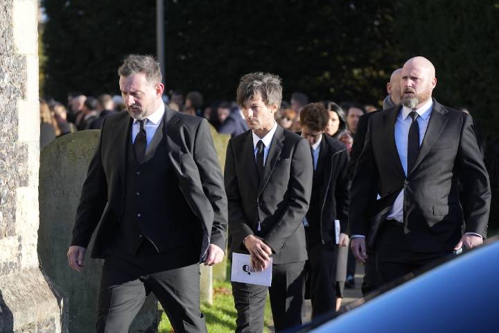 Louis Tomlinson (One Direction), sobre la muerte de Liam Payne: “Se sentía incomprendido, simplemente quería ser querido”